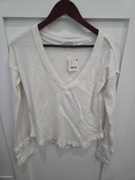 Free People Tops - Free People White Ribbed V-Neck Long Sleeve Thermal Top